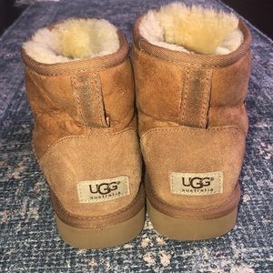 Brown Ugg Minis Size 8